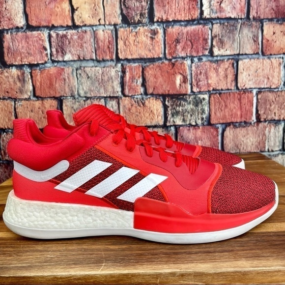 Adidas Men’s Marquee Boost Low in Active Red Size 13.5 F36305 - Picture 3 of 11